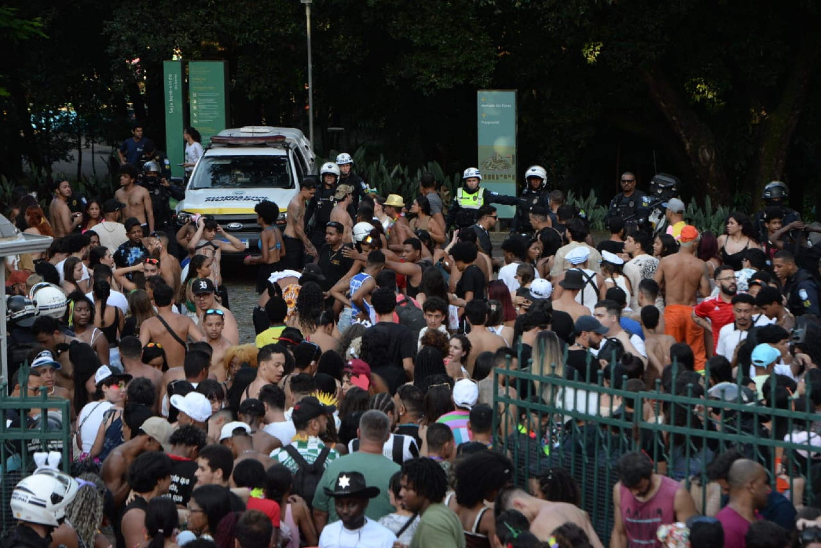 Com o tema 