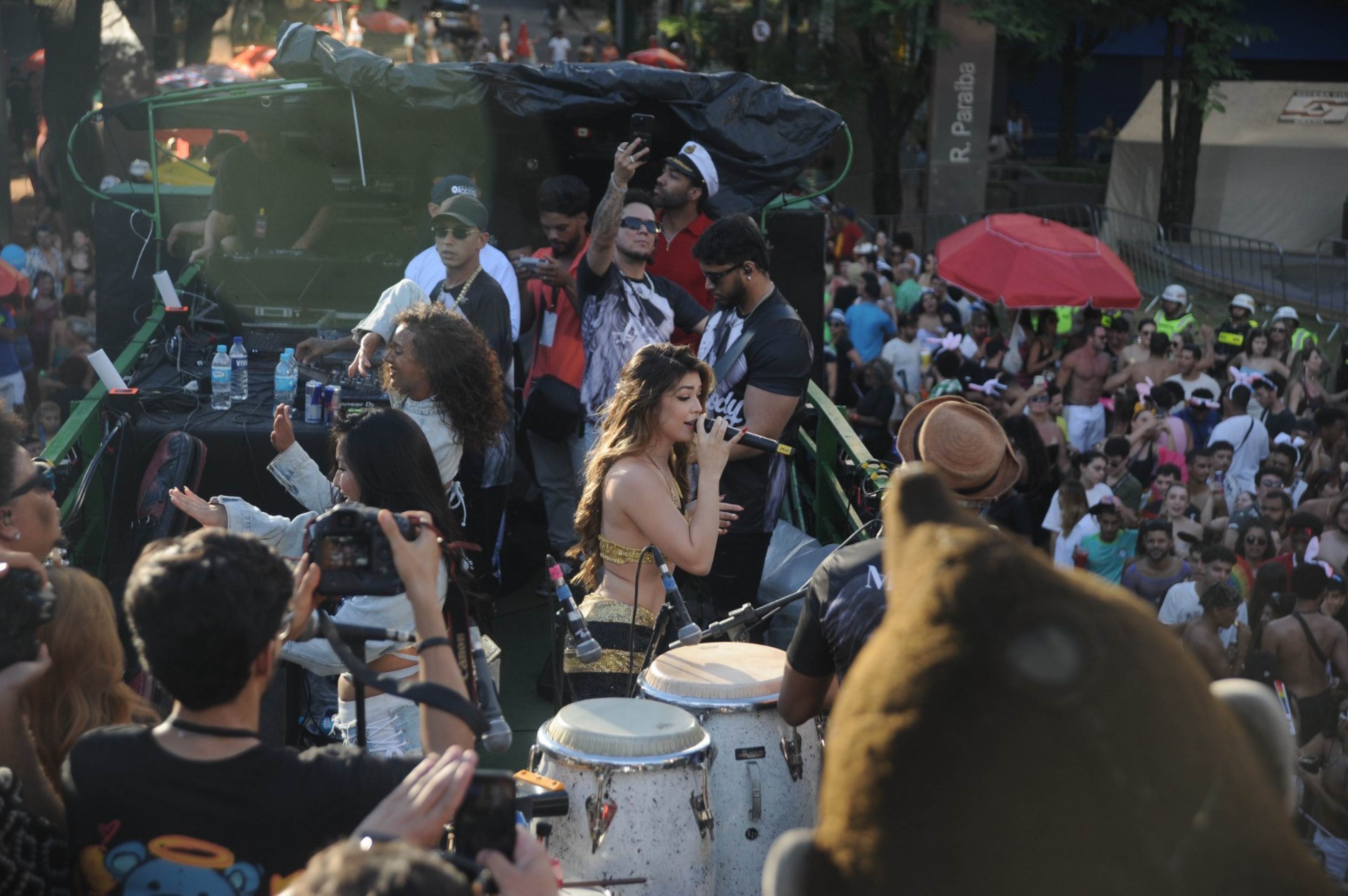 Bloco dos Gêmeos contou com a presença da cantora Melody e trouxe para a região Centro-Sul de BH, hits do funk-Alexandre Guzanshe/EM/D.A Press