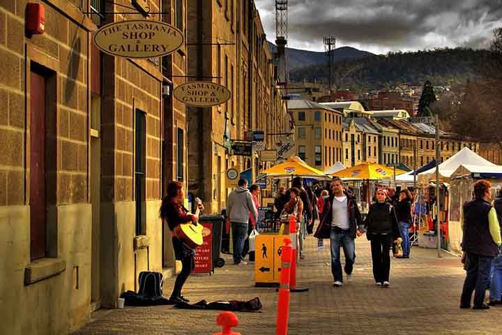 Hobart é o ponto de partida para explorar o Monte Wellington e o famoso mercado de Salamanca.