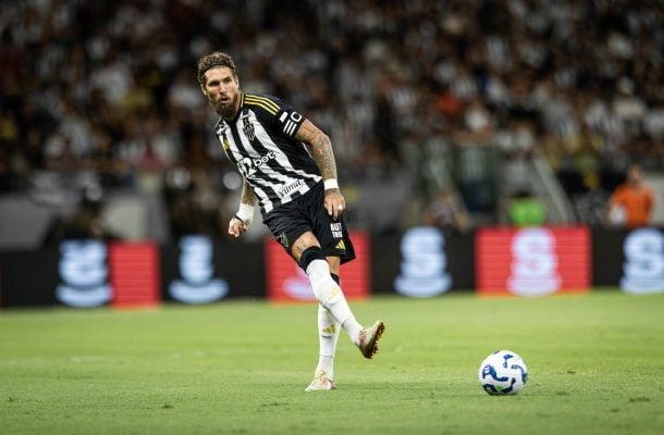 LYANCO - Com excelente posicionamento, fez menos faltas do que de costume. Firme no combate, seja com antecipações ou desarmes no tempo oportuno. - NOTA 7,0 - Foto: Pedro Souza / Atlético