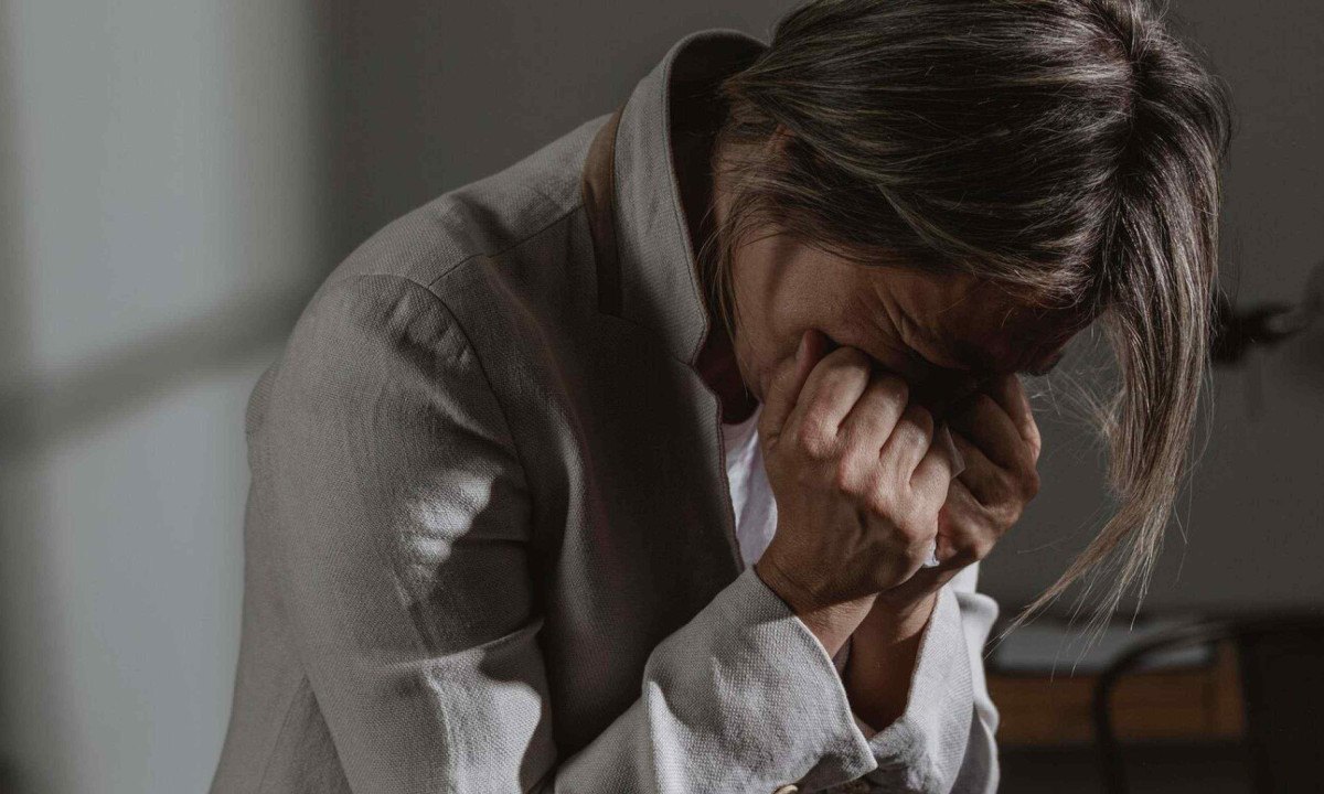 A condição é desencadeada, em muitos casos por perdas emocionais significativas ou eventos traumáticos -  (crédito: FreePik)