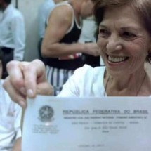 Às mulheres livres que ainda estão aqui! - Reprodução/Redes sociais