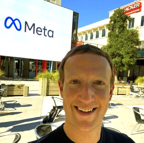 5º) Mark Zuckerberg (Meta – Facebook, Instagram e outras) - Fortuna: US$ 220,8 bilhões. Cofundador e CEO da Meta (Facebook, Instagram, WhatsApp). É um dos nomes mais influentes da internet e do setor de redes sociais.