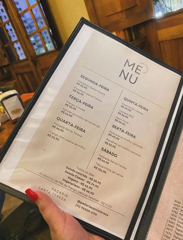 A padaria mais antiga em funcionamento no Brasil Ã© a Santa Tereza, localizada prÃ³xima Ã  PraÃ§a da SÃ©, no centro de SÃ£o Paulo. Ela foi inaugurada em 1872 e mantÃ©m no cardÃ¡pio produtos tradicionais, como a coxa creme e a canja, segundo reportagem da CBN. 
