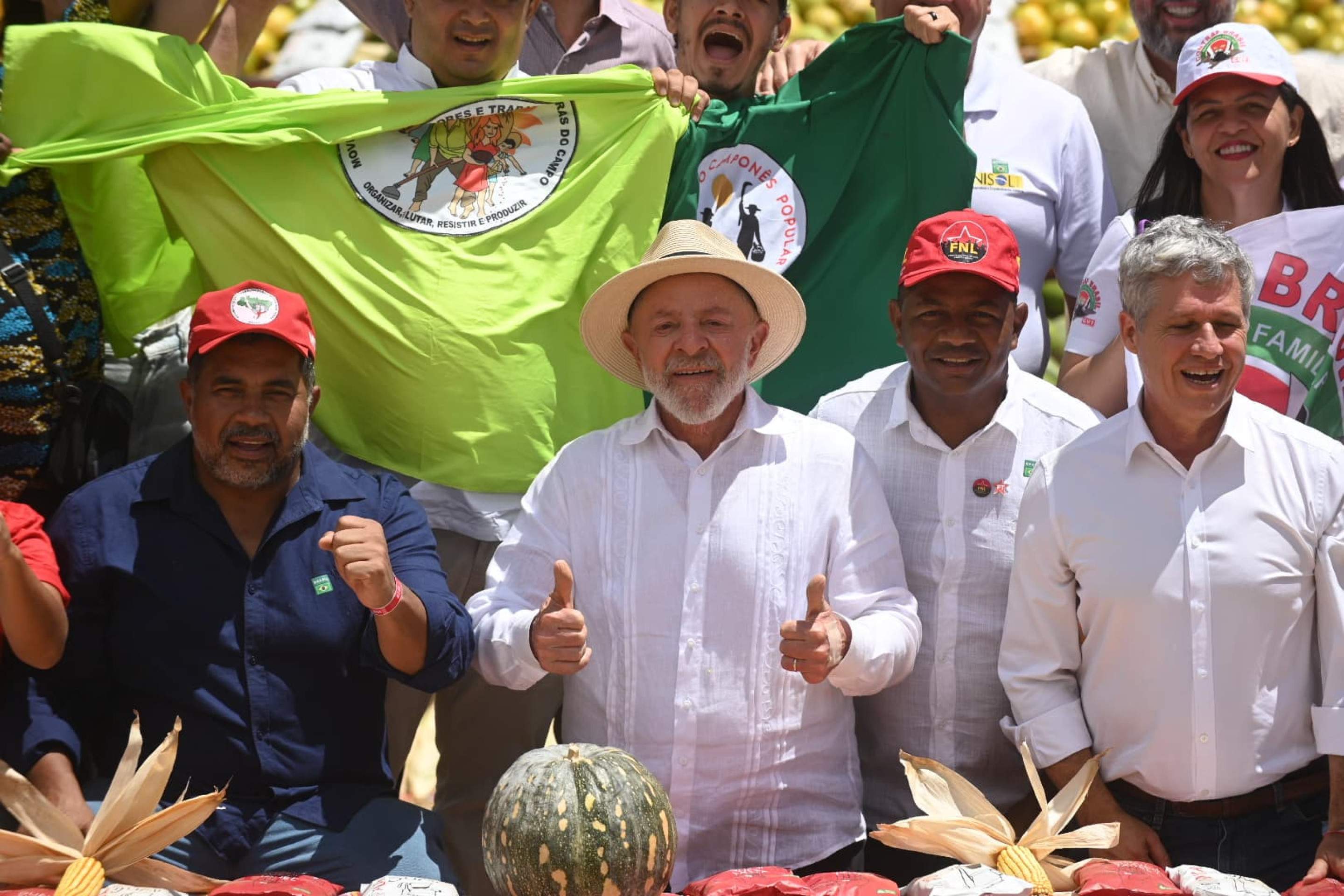 Lula visita acampamento do MST em Minas Gerais-Leandro Couri/EM/D.A Press