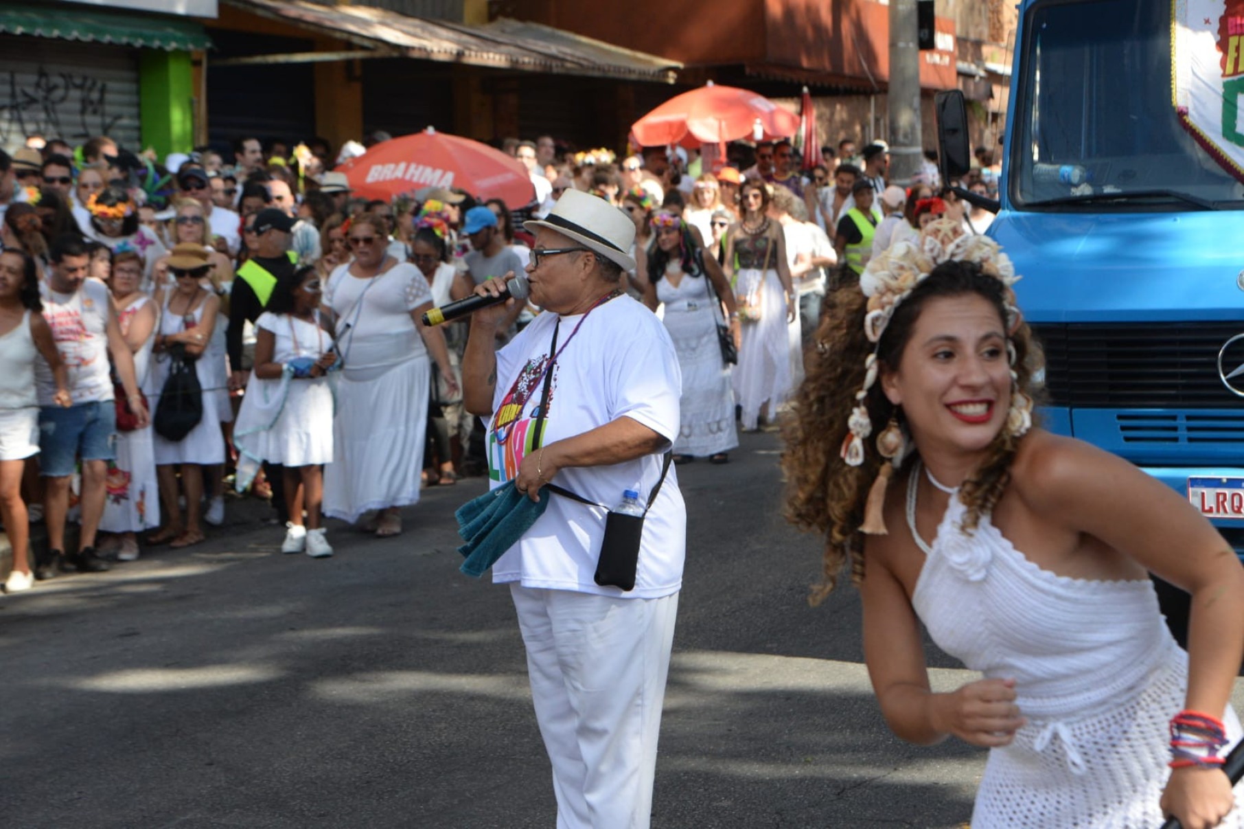 Foliões se despedem do carnaval no Bloco Filhas da Clara-Túlio Santos/EM/D.A Press