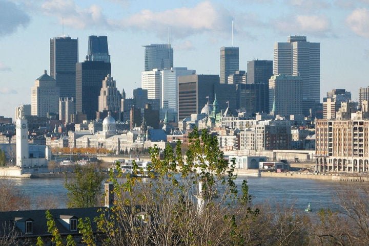 Famosa por seu cenário cultural dinâmico, ruas arborizadas e serviços de saúde e educação de alta qualidade, Montreal abriga 1,78 milhão de habitantes que falam tanto inglês quanto francês. Conheça mais sobre a cidade!