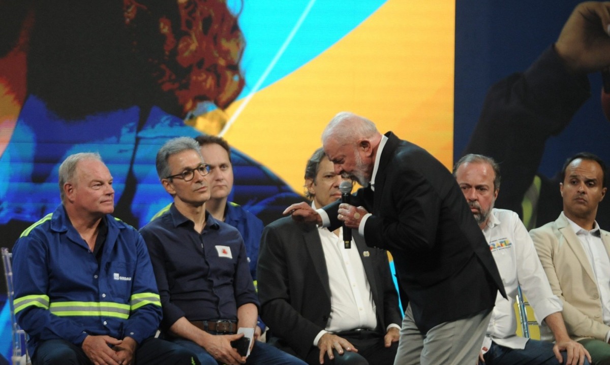 Presidente Lula pediu que governador Zema apresentasse os números de quanto o ex-presidente Jair Bolsonaro trouxe para Minas Gerais -  (crédito: Alexandre Guzanshe/EM/D.A Press)