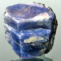 Cor azul das safiras pode ter origem em vulcões; entenda o motivo - Kluka/Wikimédia Commons