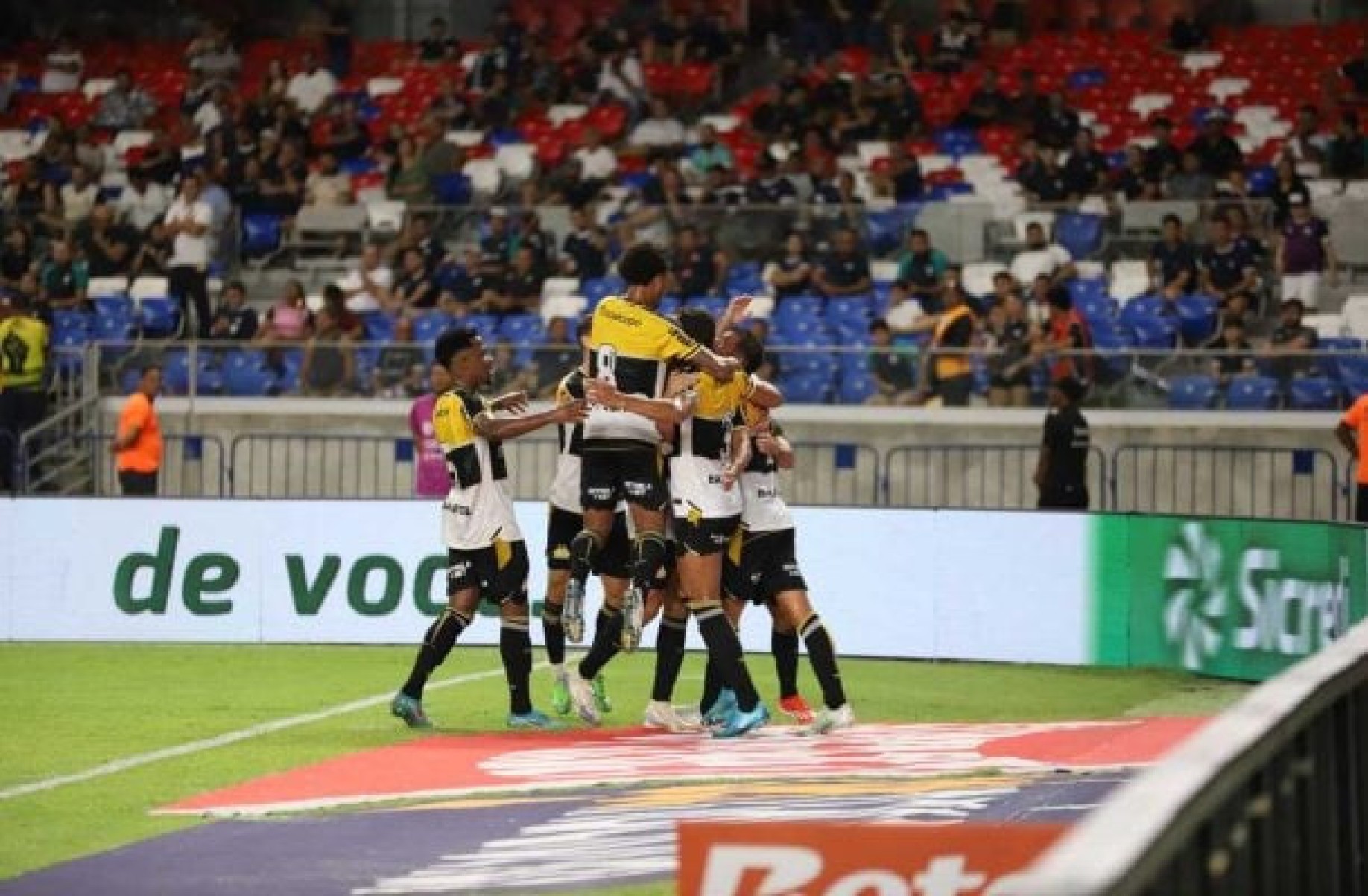 Criciúma supera Remo no Mangueirão e se classifica para a terceira fase da Copa do Brasil