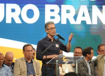 Na terça ada, Zema quebrou outro pilar da mineiridade, ao transformar um evento empresarial em Betim (Grande BH) para atacar o PT e o governo Lula -  (crédito: Alexandre Guzanshe/EM/D.A Press)