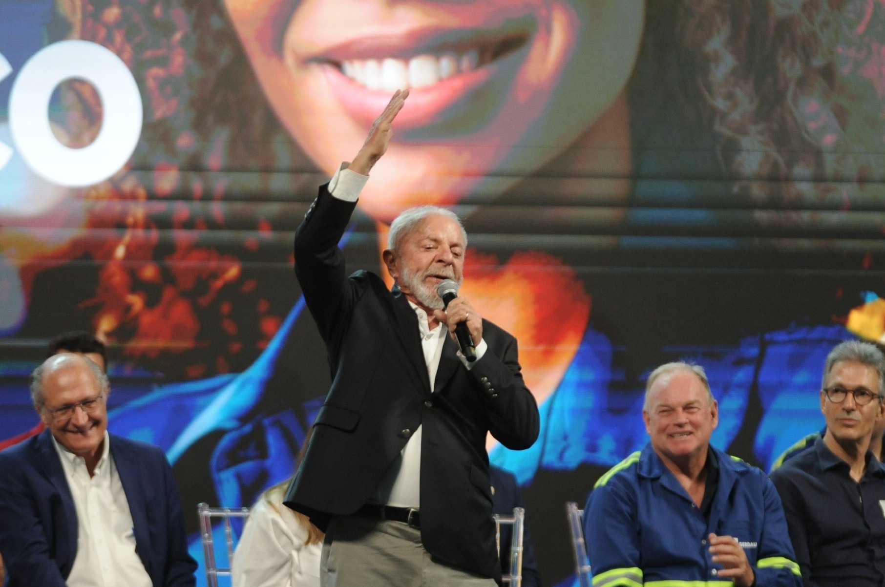 Presidente Lula pediu que governador Zema apresentasse os números de quanto o ex-presidente Jair Bolsonaro trouxe para Minas Gerais-Alexandre Guzanshe/EM/D.A Press