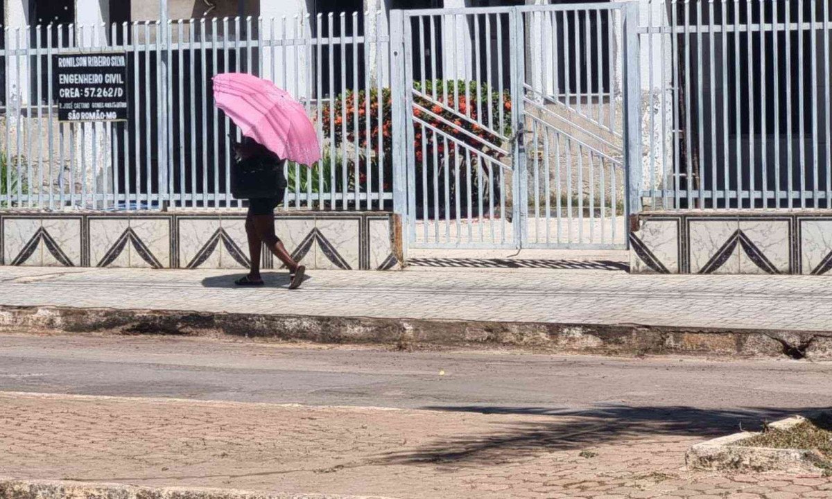São Romão registrou a temperatura mais quente do país nessa terça-feira (11/3) -  (crédito: Defesa Civil São Romão / Divulgação)
