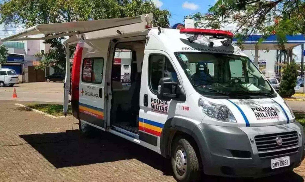 Ninguém se feriu, nem houve outros danos decorrentes do incêndio -  (crédito: Divulgação/PMMG)