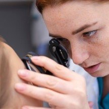 Você sabia que as crianças também podem ter catarata? - FreePik