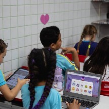 Atraso no desenvolvimento infantil: como reconhecer sinais e buscar ajuda - Luci Sallum / PMC