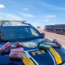 MG: motorista iria receber R$ 500 para percorrer 2.400 km e entregar droga - PRF