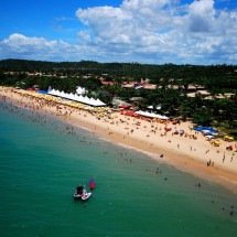 Azul Viagens reforça voos a partir de Minas e amplia opções de férias -  Secretaria de Turismo de Porto Seguro / Divulgacao - Praia de Taperapuan, em Porto Seguro, Bahia
