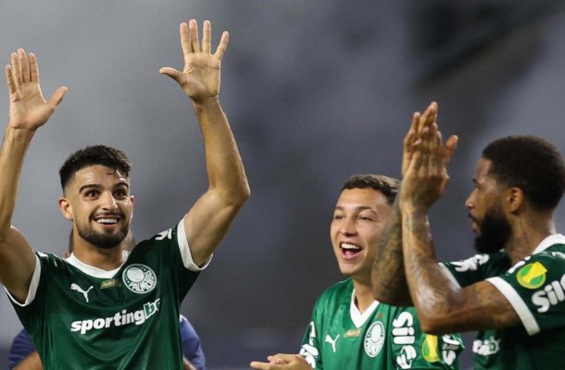 Palmeiras tenta ‘carimbar’ último rival na busca por marca histórica
