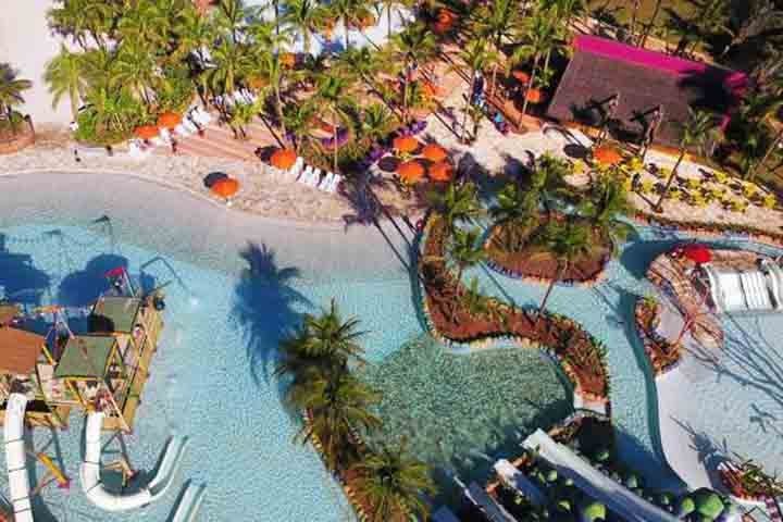 Outro diferencial das Ã¡guas termais brasileiras Ã© que tambÃ©m possuem em sua composiÃ§Ã£o lÃ­tio e silÃ­cio, responsÃ¡veis por hidratar e reestruturar as camadas mais profundas da pele.