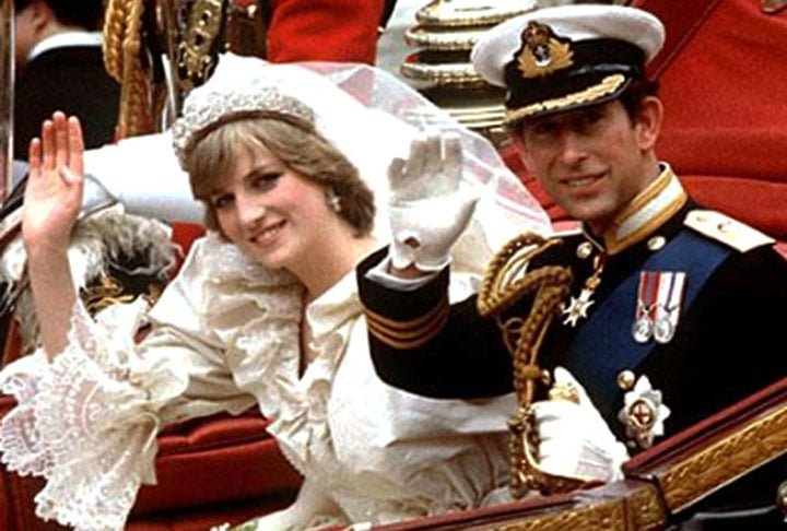 No dia 29 de julho de 1981, o casamento da Princesa Diana com o então Príncipe Charles impressionou o mundo todo com sua pompa e cerimônia esplendorosa. Eles se casaram justamente na catedral de Saint Paul. 