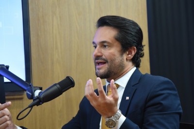 "Temos visto a gestão que o governo federal tem feito nas estatais. As empresas têm sido sucateadas e dão prejuízo" -  (crédito: GLADYSTON RODRIGUES/EM/D.A PRESS)