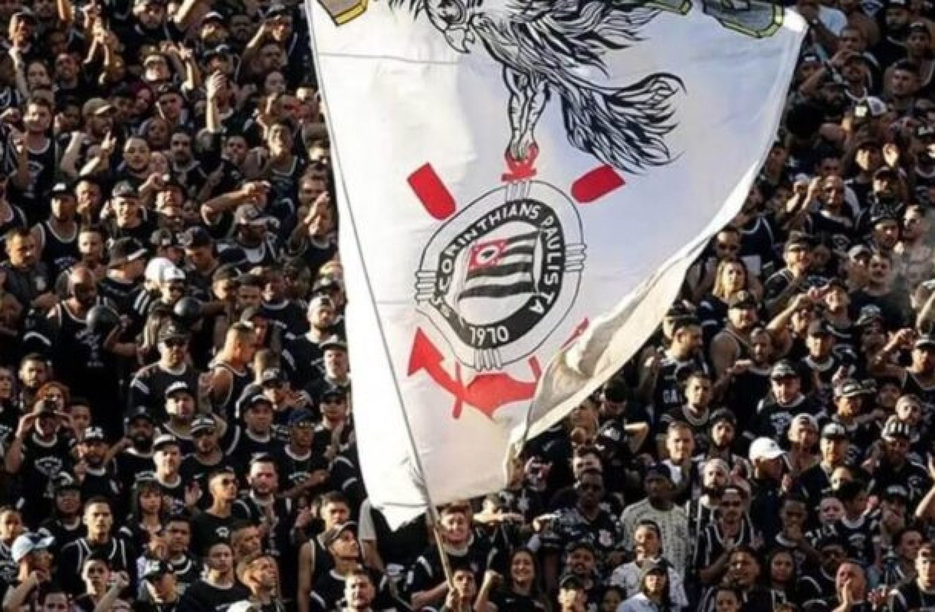 Organizada convoca torcedores do Corinthians para ato de apoio ao time