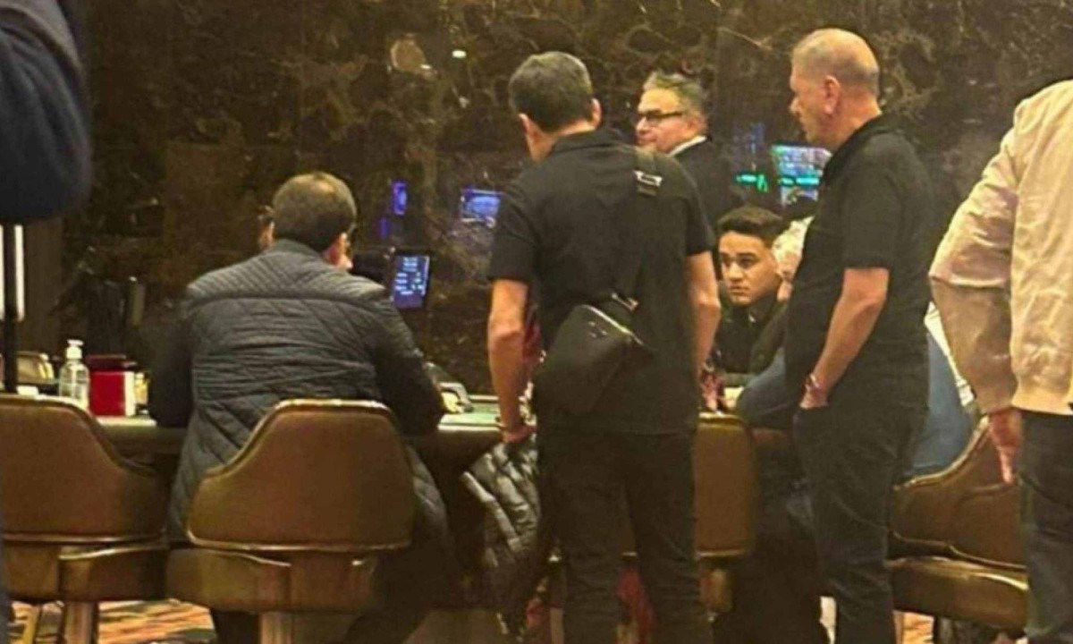 ACM Neto, o Rei do Lixo, um cassino de luxo em Punta del Este e uma foto - (crédito: Platobr)