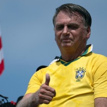 STF julgará se afasta Dino, Zanin e Moraes de denúncia contra Bolsonaro - Pablo PORCIUNCULA / AFP