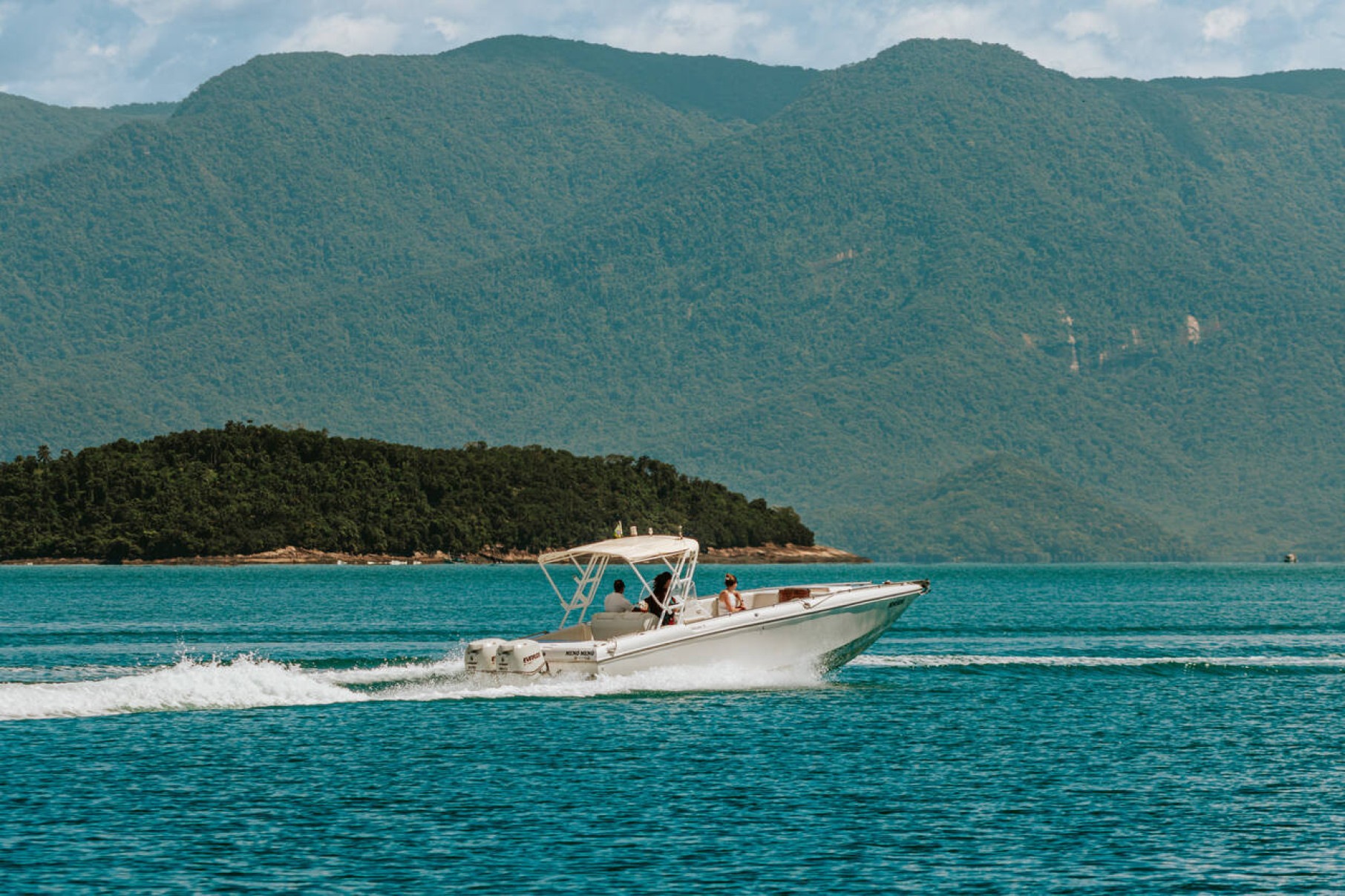 Natureza e literatura se encontram em Paraty