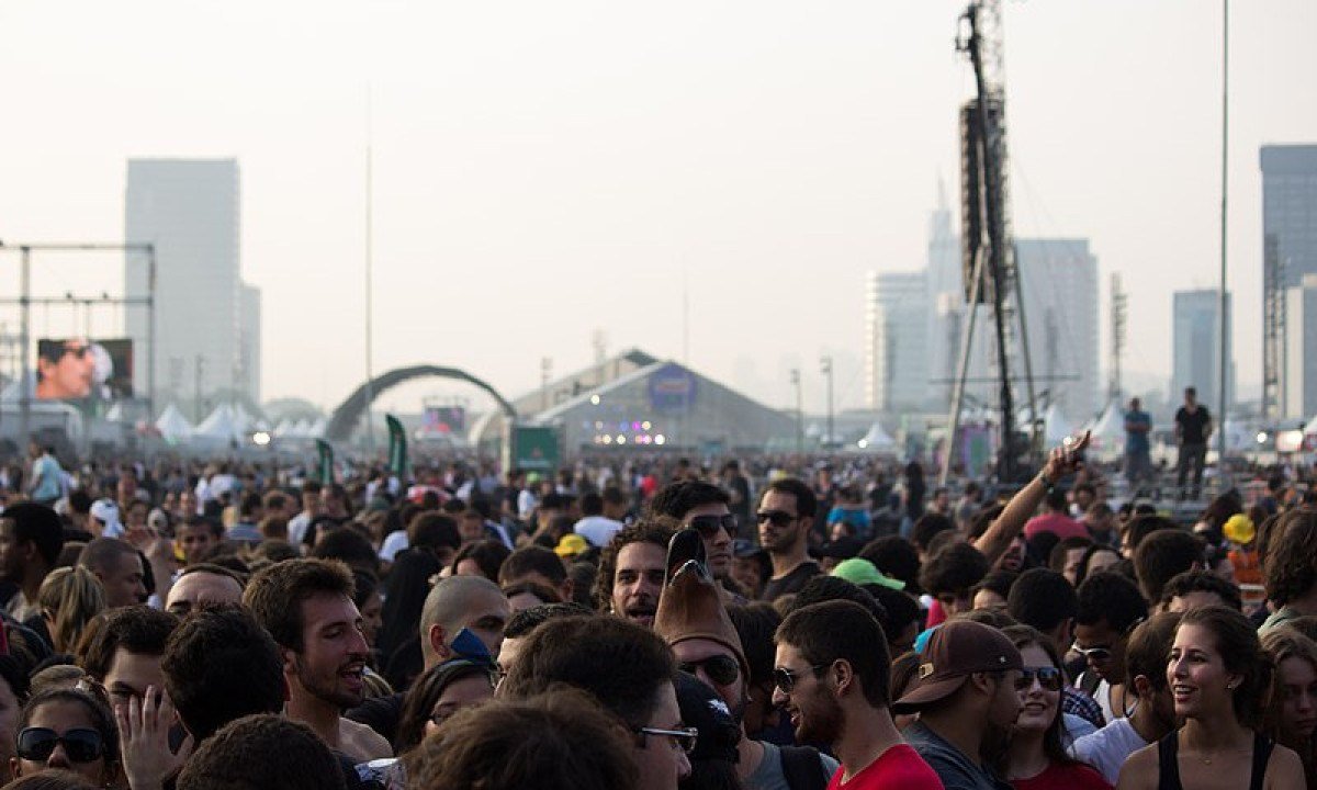 Um em cada quatro brasileiros já fez dívida para ir a shows - Gustavo Paques/Wikimedia Commons