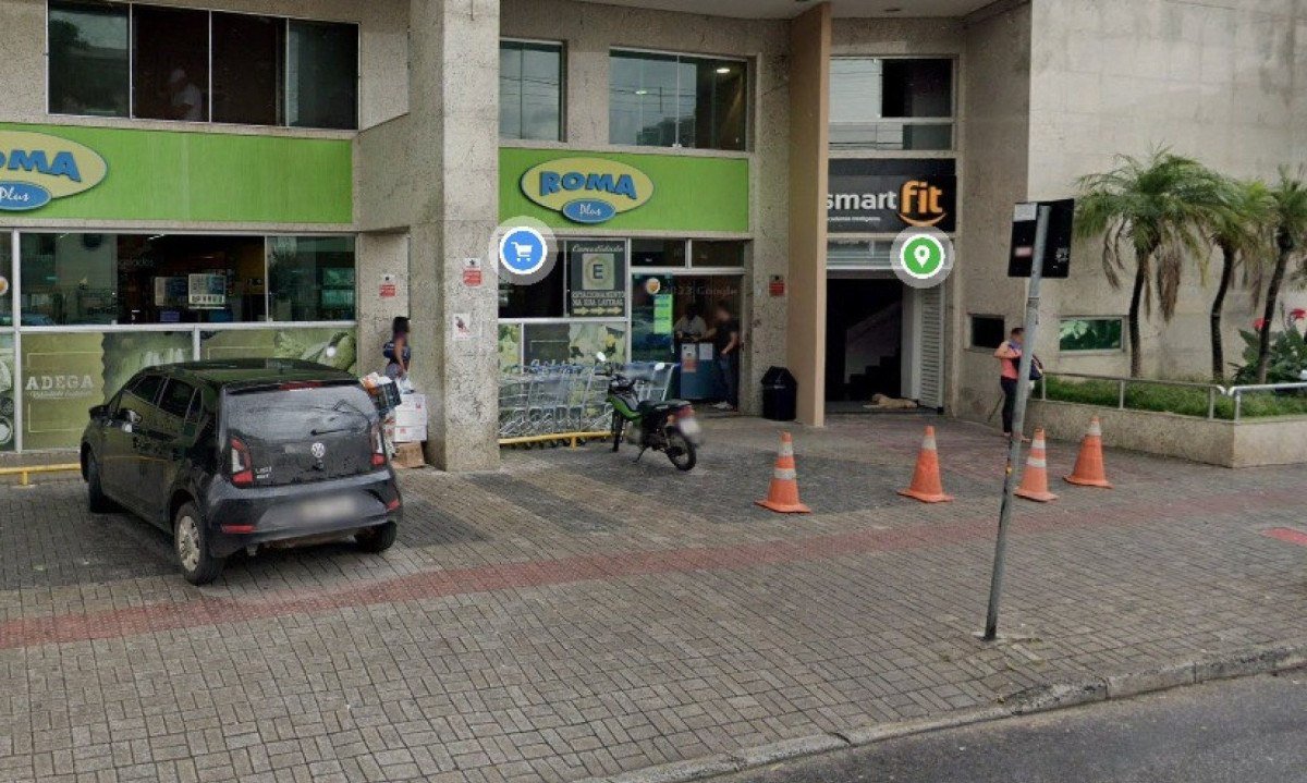 Homem teve parada cardiorrespirat&oacute;ria em academia e n&atilde;o resistiu -  (crédito: Reprodu&ccedil;&atilde;o/Google Street View)