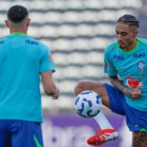 Seleção Brasileira segue preparação para jogo com a Colômbia; veja provável escalação