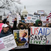 Justiça ordena fim de medidas de Trump e Musk para acabar com a Usaid