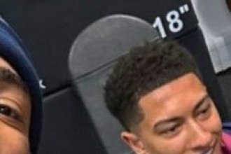 Astro do Real Madrid aparece em treino por seleção ao lado de irmão