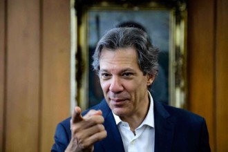 Haddad manda recado ao FMI e critica taxas de Trump: 'imprevisibilidade'
