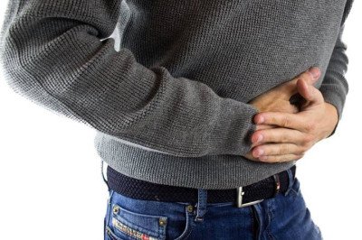Não há cura para a doença de Crohn, mas existem tratamentos que ajudam a controlar os sintomas e reduzir a inflamação. -  (crédito: Pixabay)