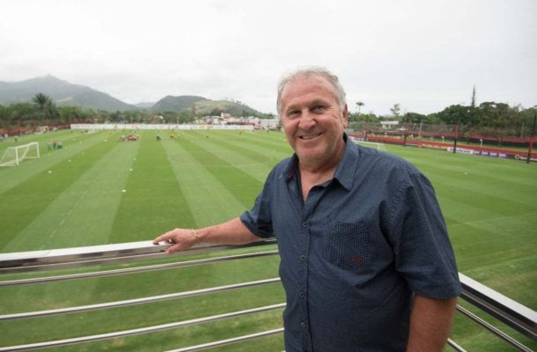 Com Zico na mira, FlaTV busca contratação de ídolos