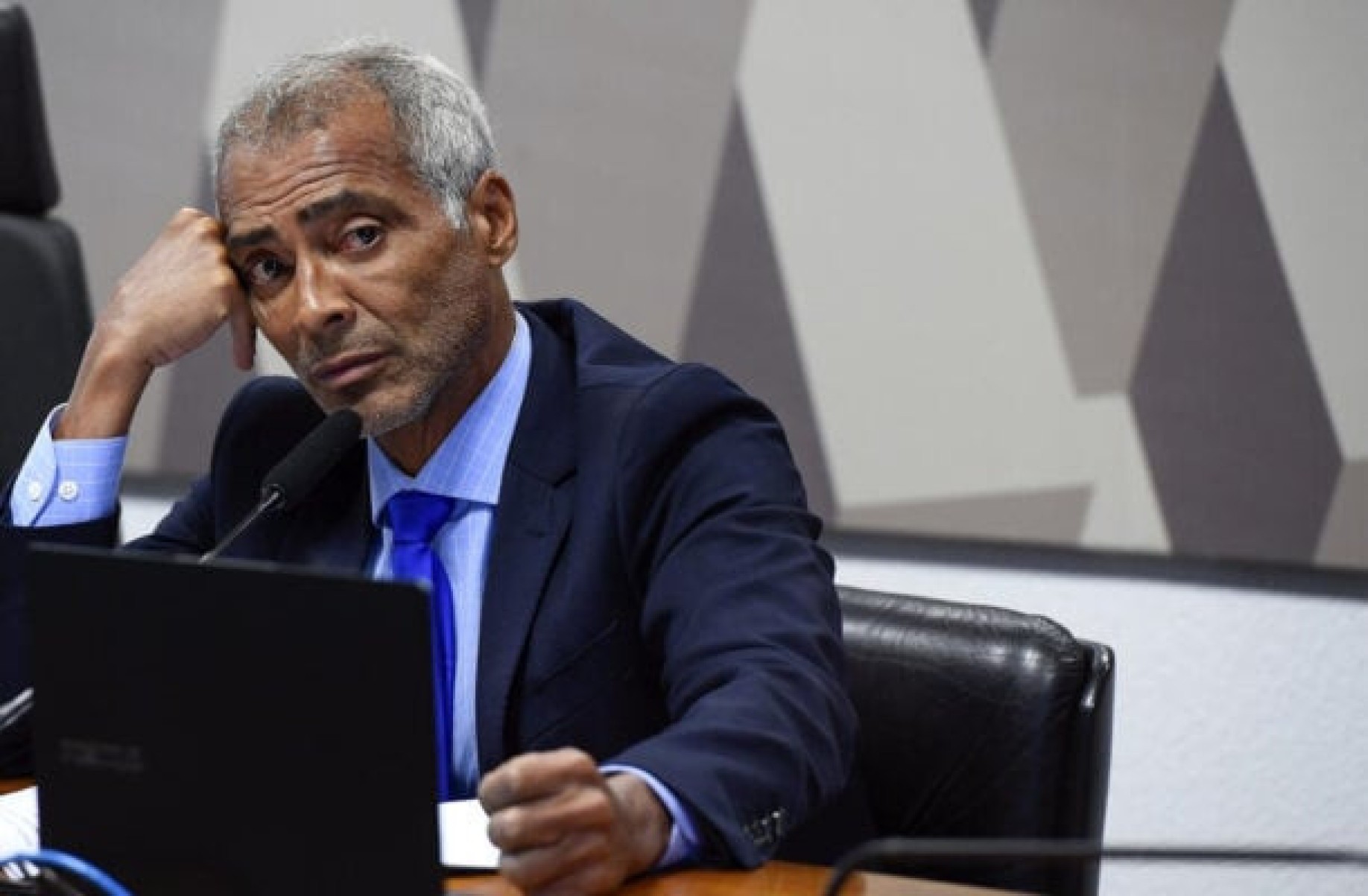Romário propõe mudanças na lei de apostas e pede indiciamento de tio de Lucas Paquetá