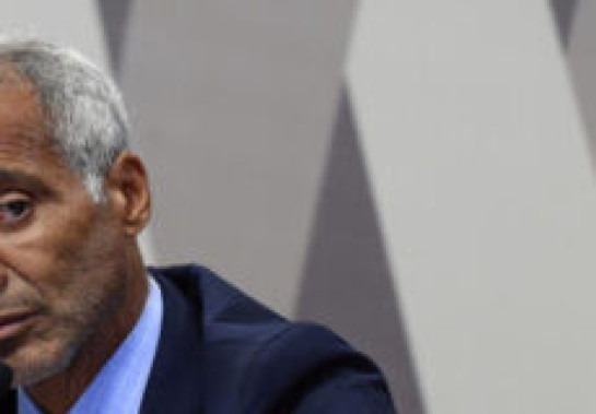 Romário pede indiciamento de parente de jogador que defendeu a Seleção por esquema de apostas