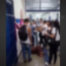 Diretora de escola tenta apartar briga e deixa unidade de cadeira de rodas - reprodução/redes sociais