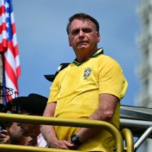 Bolsonaro pode pedir asilo a uma embaixada para não ser preso? Entenda