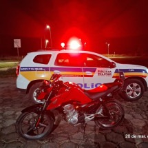 Comparsa escapa e jovem é preso com moto furtada na Grande BH - Polícia Militar/Divulgação