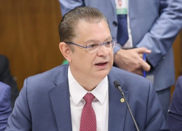 Sóstenes disse que o quadro de saúde do ex-presidente não afeta em nada as articulações pelo projeto -  (crédito: Marina Ramos / Câmara dos Deputados)