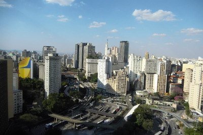 São Paulo (Brasil) – 12.325.232 habitantes. São Paulo é a maior cidade do Brasil e um importante centro financeiro e cultural. Entre suas principais atrações estão a Avenida Paulista, o Museu de Arte de São Paulo (MASP) e o Parque Ibirapuera, que oferece áreas verdes e espaços culturais. - Luiz França/CMSP -  (crédito: Luiz França/CMSP)