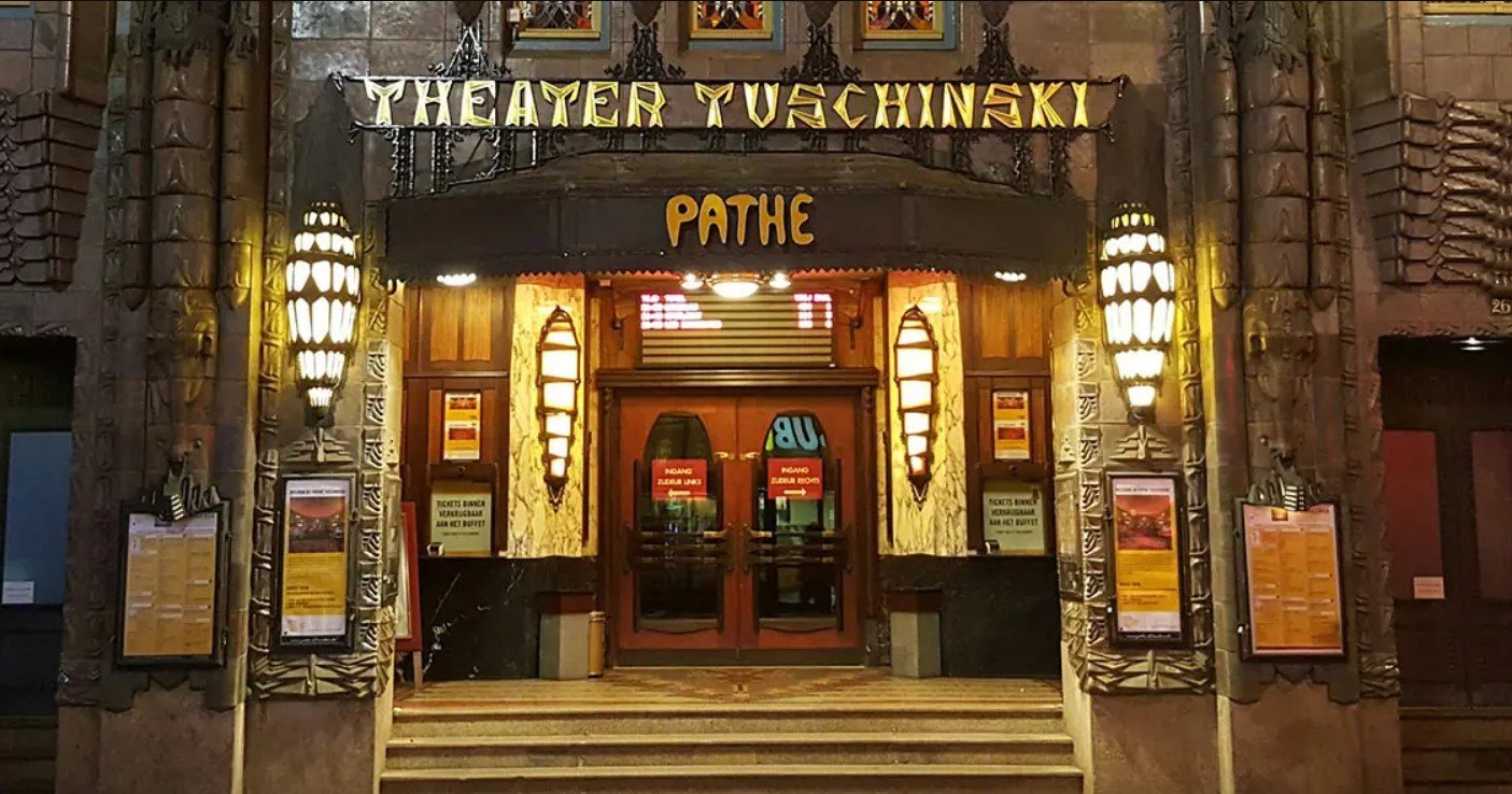 Pathé Tuschinski – Localizado em Amsterdã, Holanda, foi inaugurado em 28 de outubro de 1921. Ainda está em funcionamento e é conhecido por sua arquitetura exuberante e interiores luxuosos. - Divulgação/www.pathe.nl