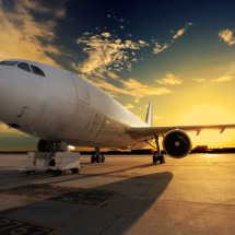 Você sabia que pode viajar de graça com a FAB? Descubra como - Freepik