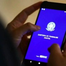 Geração Z prefere trabalho formal e ensino presencial, diz pesquisa - Marcelo Camargo / Agência Brasil