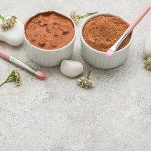 Argila vermelha pode ser usada como alívio em problemas do ciclo menstrual - FreePik