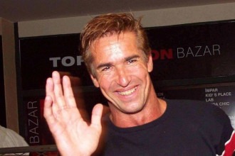 Morre Daniel Sabbá, surfista, apresentador e ator da TV Globo